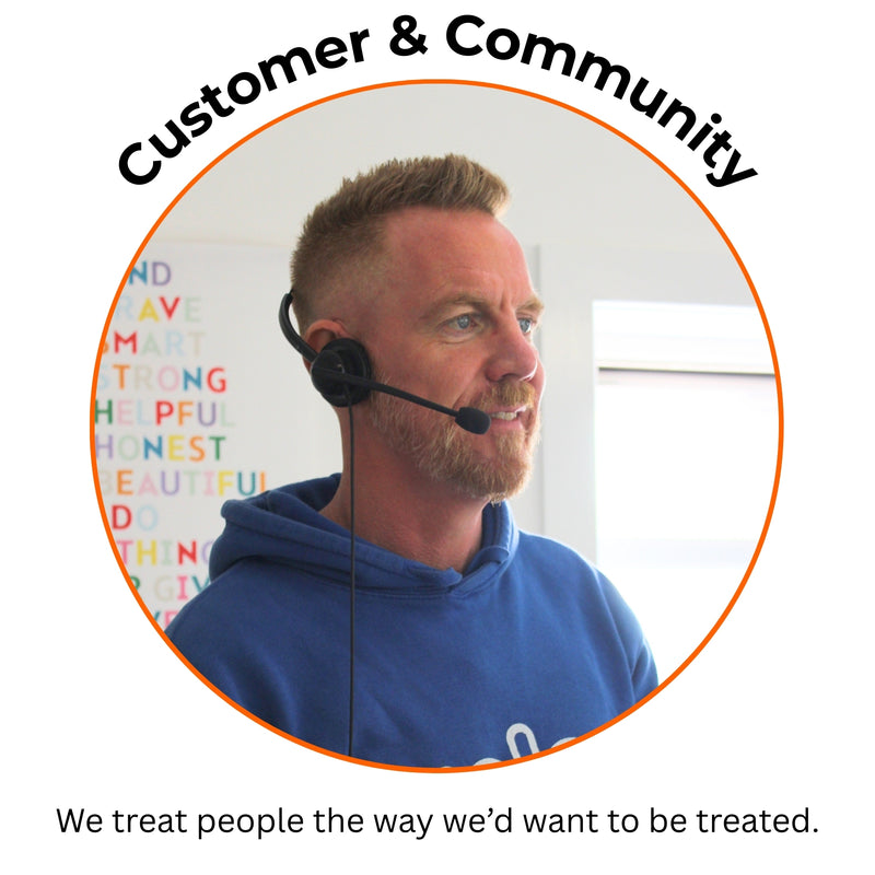 Customer & Community 