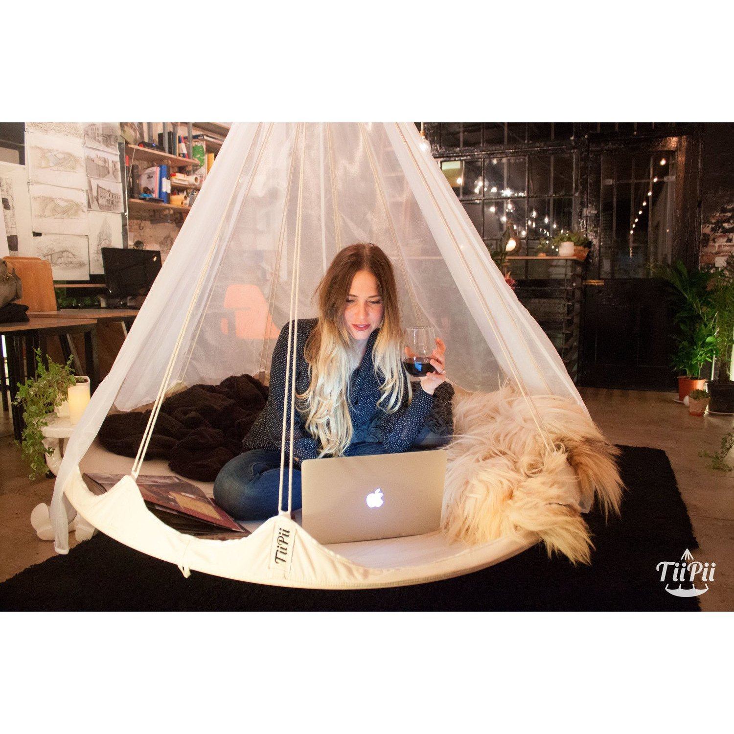 TiiPii Hanging Hammock Bed White
